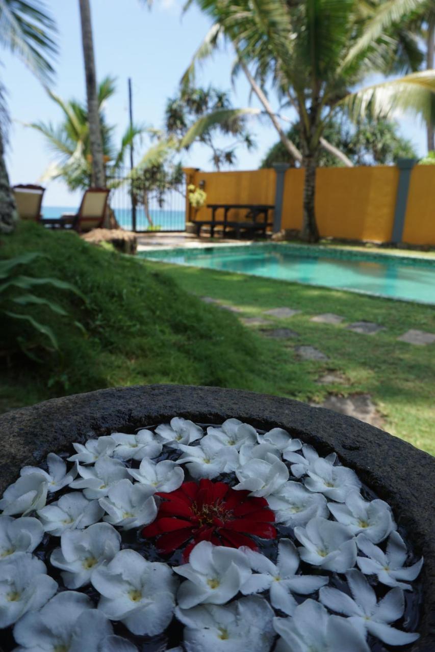 Villa Kusum Hikkaduwa Exterior photo