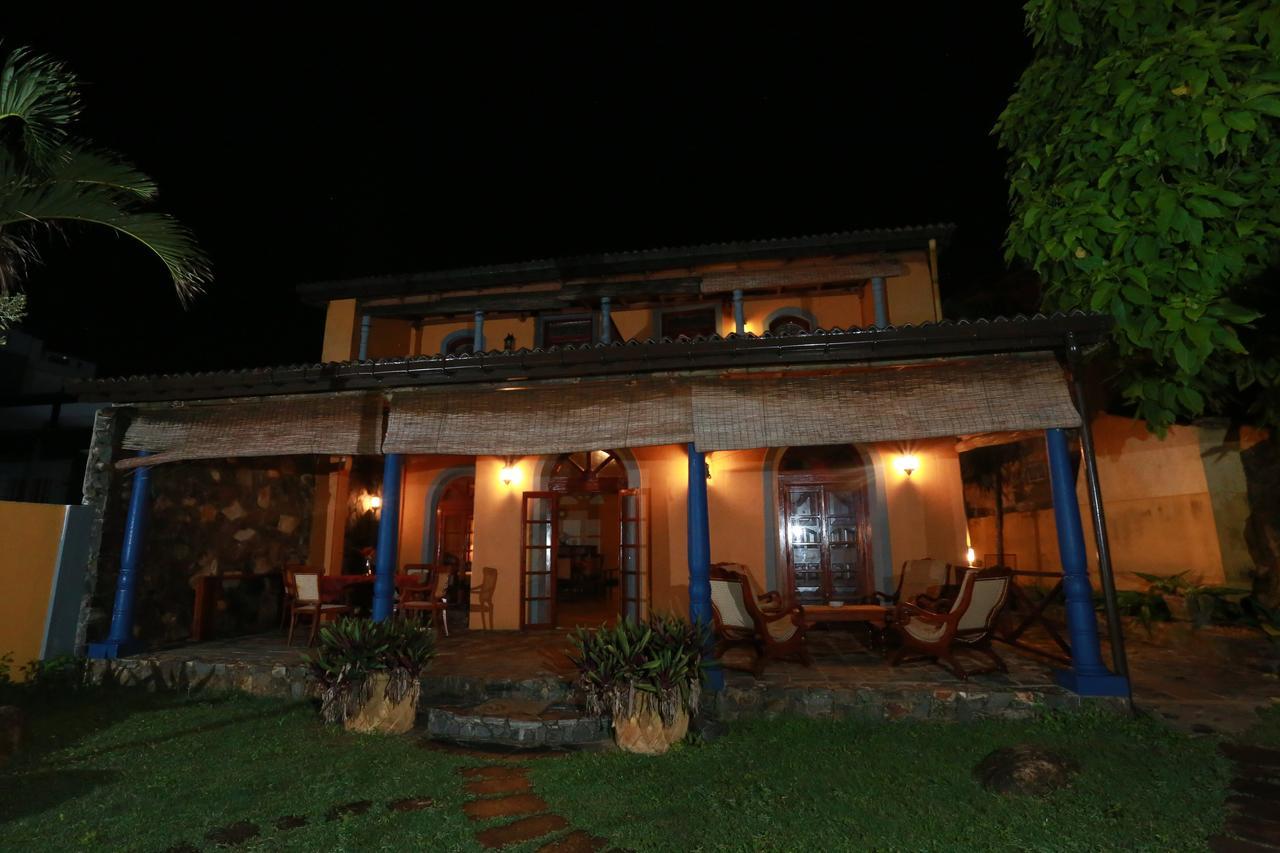 Villa Kusum Hikkaduwa Exterior photo