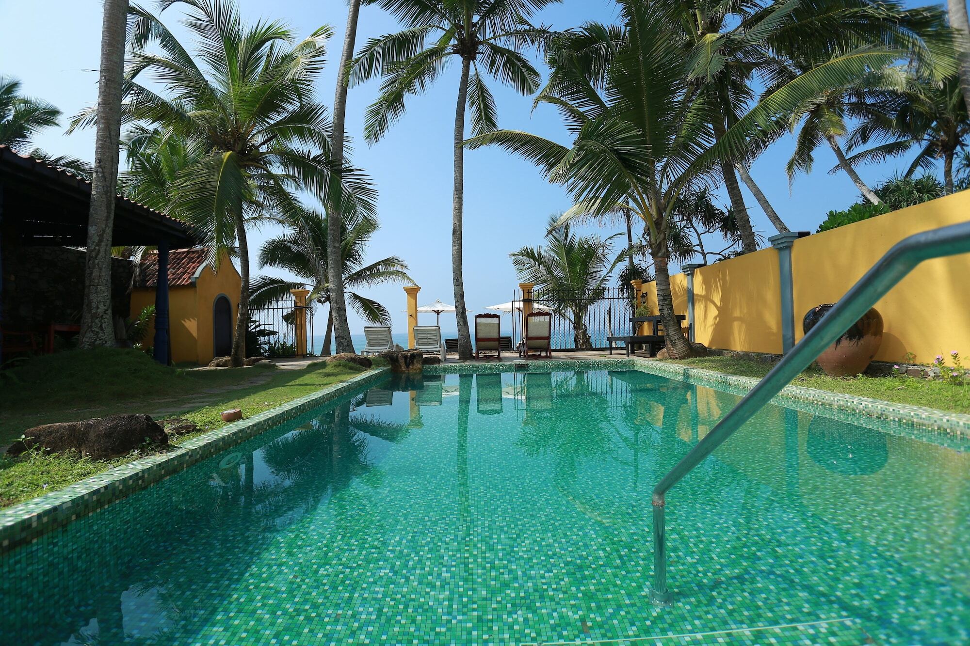 Villa Kusum Hikkaduwa Exterior photo